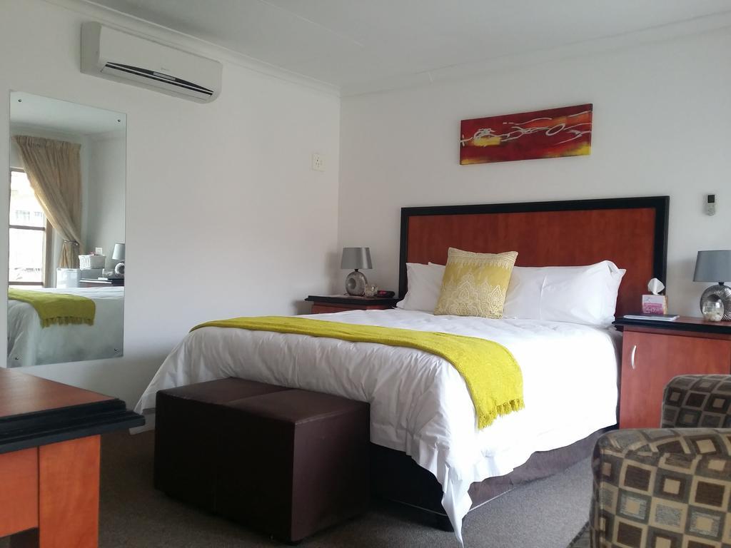 Alicia'S B&B Roodepoort Szoba fotó