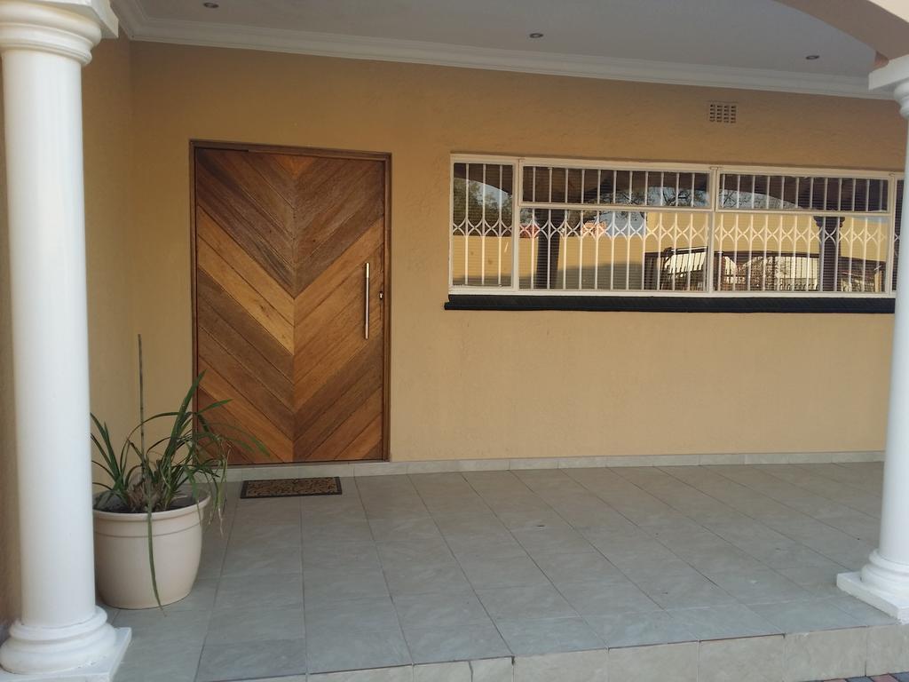 Alicia'S B&B Roodepoort Kültér fotó