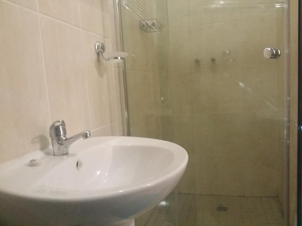 Alicia'S B&B Roodepoort Szoba fotó